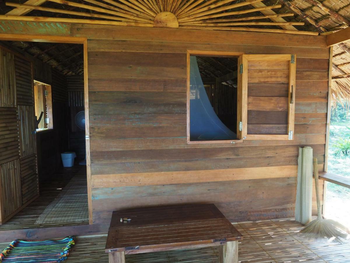Cocobar&Bungalow'Kohjum Hotel Koh Jum Exterior photo